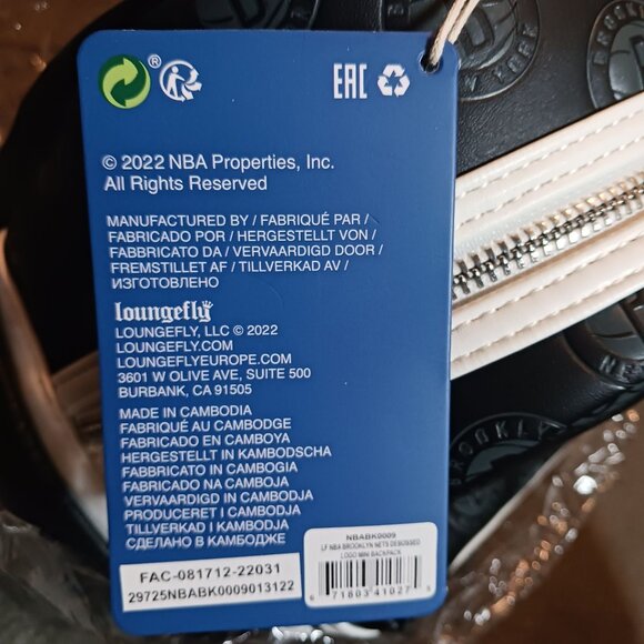 NEW Loungefly, NBA‎ Brooklyn Nets Logo Mini Backpack, Black/White - Picture 10 of 11